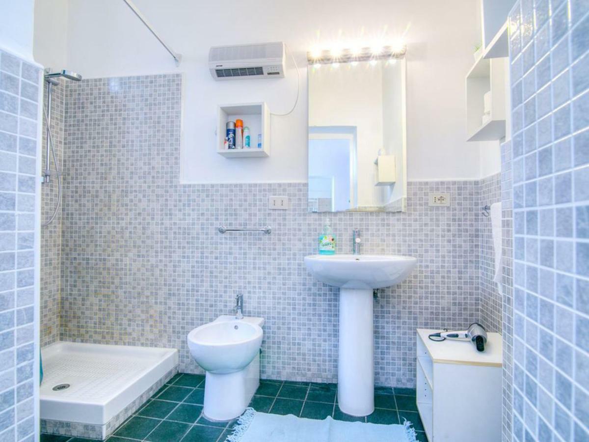 Liberty Apartment Палермо Екстериор снимка