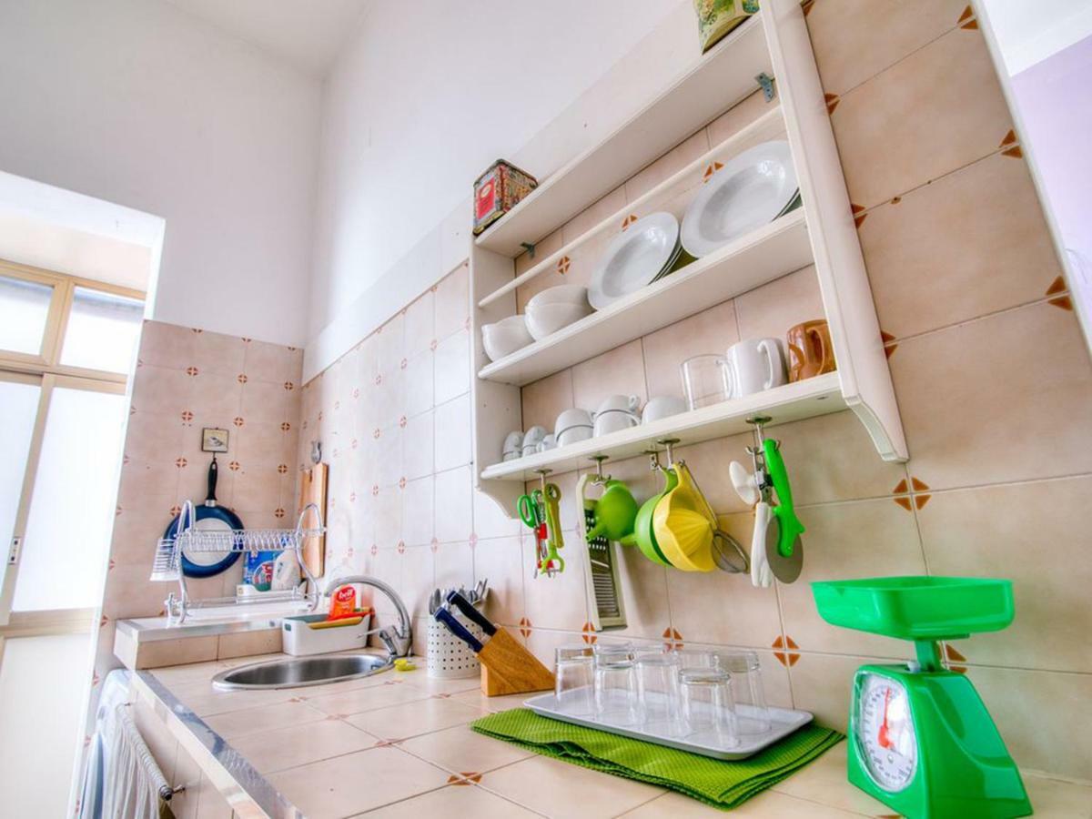Liberty Apartment Палермо Екстериор снимка