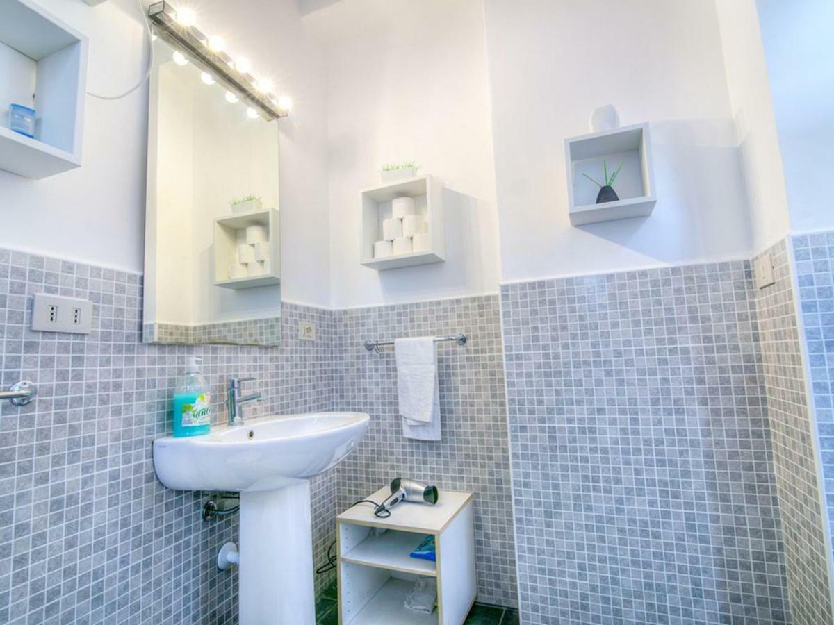 Liberty Apartment Палермо Екстериор снимка