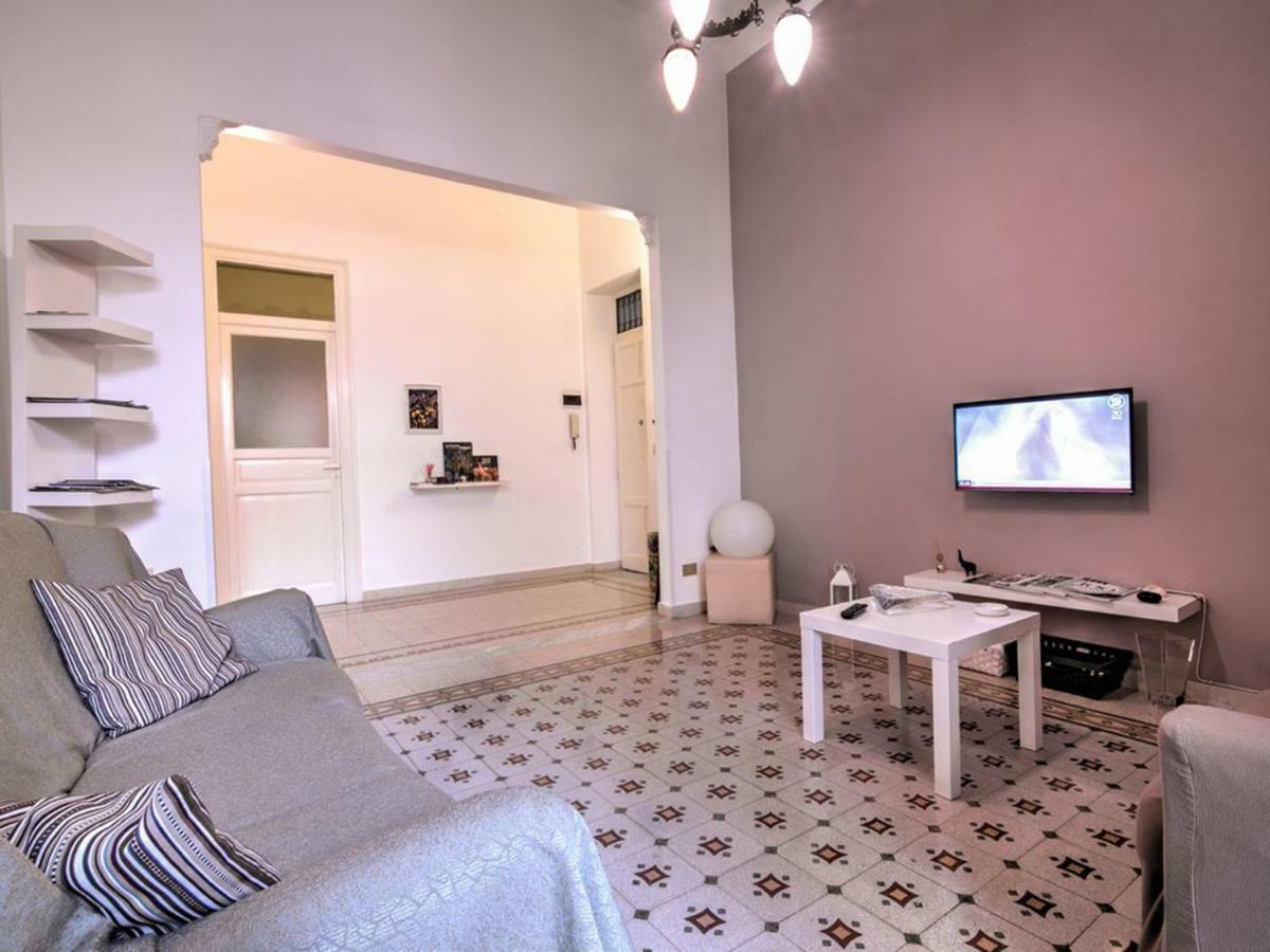 Liberty Apartment Палермо Екстериор снимка